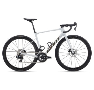 GIANT DEFY ADVANCED PRO 1 (2026)