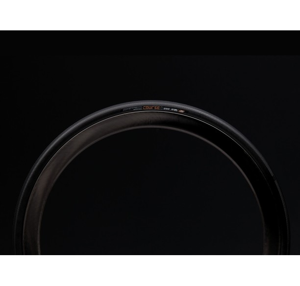 GIANT CUBIERTA GAVIA COURSE 0 700X25