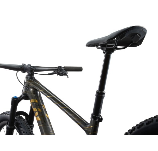 LIV PIQUE ADVANCED 29 1