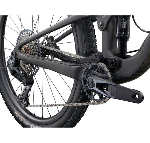 LIV PIQUE ADVANCED 29 1